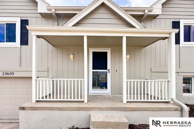 13609 W Street, Omaha, NE 68137