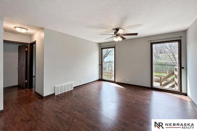 13609 W Street, Omaha, NE 68137