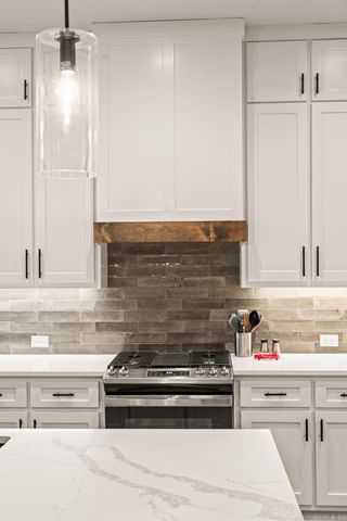 15015 Matterhorn Loop, Maumelle, AR 72113