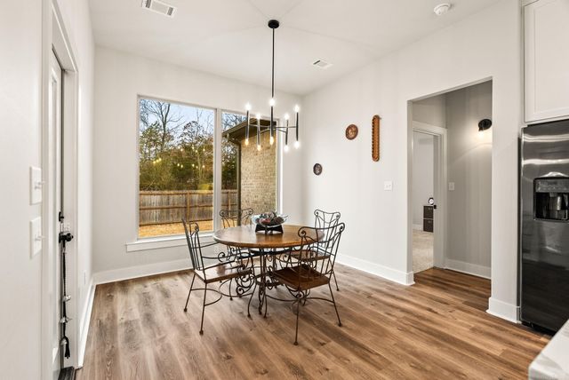 15015 Matterhorn Loop, Maumelle, AR 72113