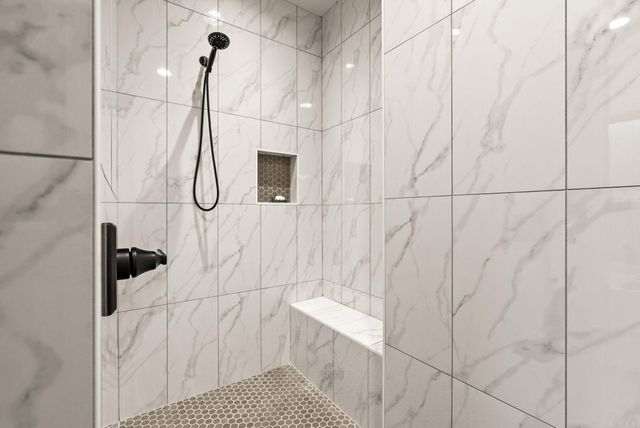 15015 Matterhorn Loop, Maumelle, AR 72113