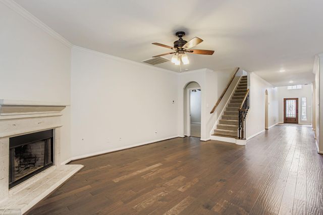 166 Hawkhurst Circle, Magnolia, TX 77354