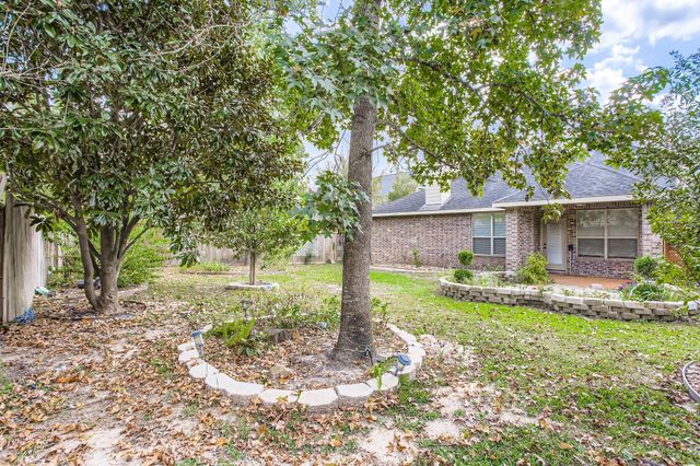 166 Hawkhurst Circle, Magnolia, TX 77354
