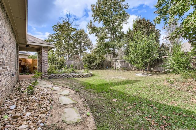 166 Hawkhurst Circle, Magnolia, TX 77354