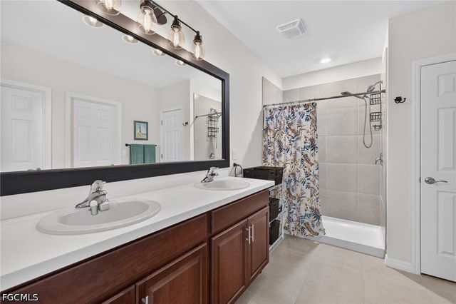 1706 NW 30th LN, Cape Coral, FL 33993
