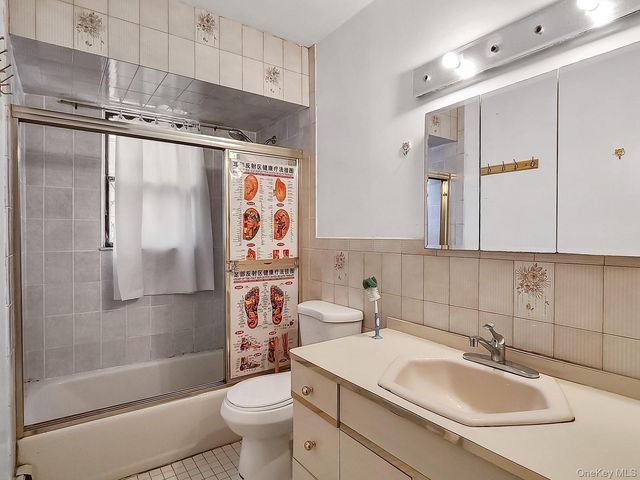 130-18 60th Avenue, Flushing, NY 11355