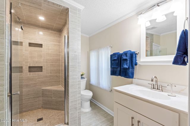 930 Cypress Lakes Circle SE, Bolivia, NC 28422