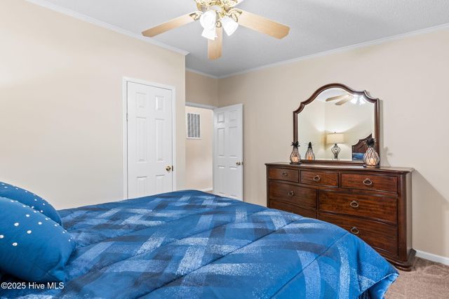 930 Cypress Lakes Circle SE, Bolivia, NC 28422