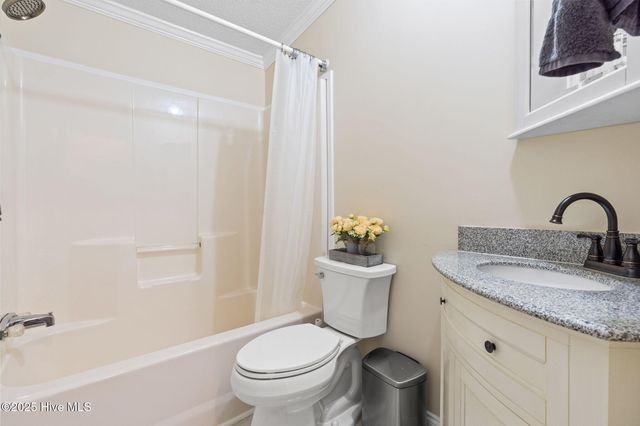 930 Cypress Lakes Circle SE, Bolivia, NC 28422