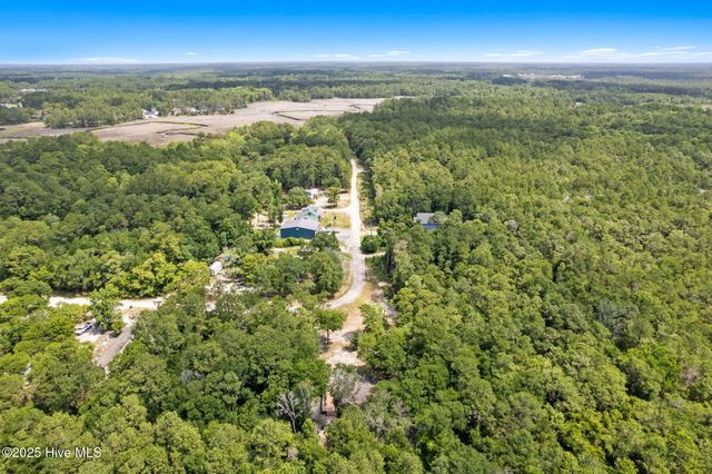 930 Cypress Lakes Circle SE, Bolivia, NC 28422