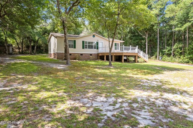 930 Cypress Lakes Circle SE, Bolivia, NC 28422