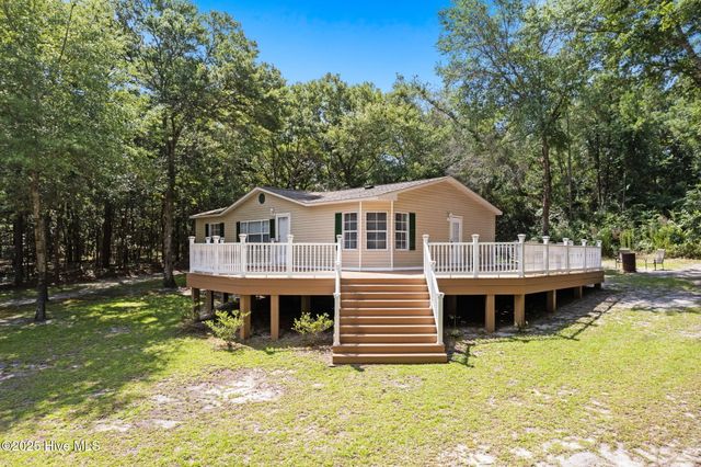 930 Cypress Lakes Circle SE, Bolivia, NC 28422