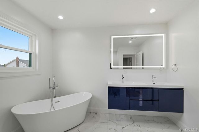 1104 Washington Avenue, Westbury, NY 11590