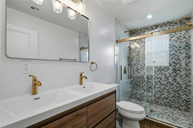 1104 Washington Avenue, Westbury, NY 11590