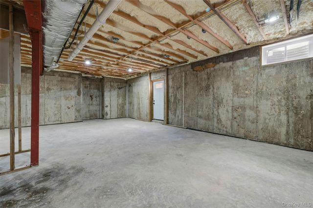 1104 Washington Avenue, Westbury, NY 11590