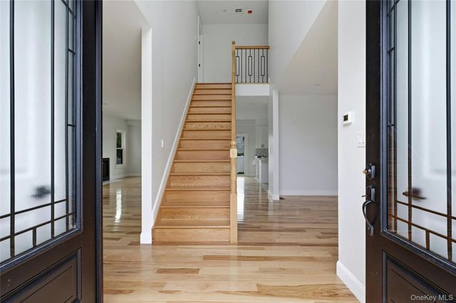 1104 Washington Avenue, Westbury, NY 11590