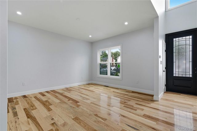 1104 Washington Avenue, Westbury, NY 11590
