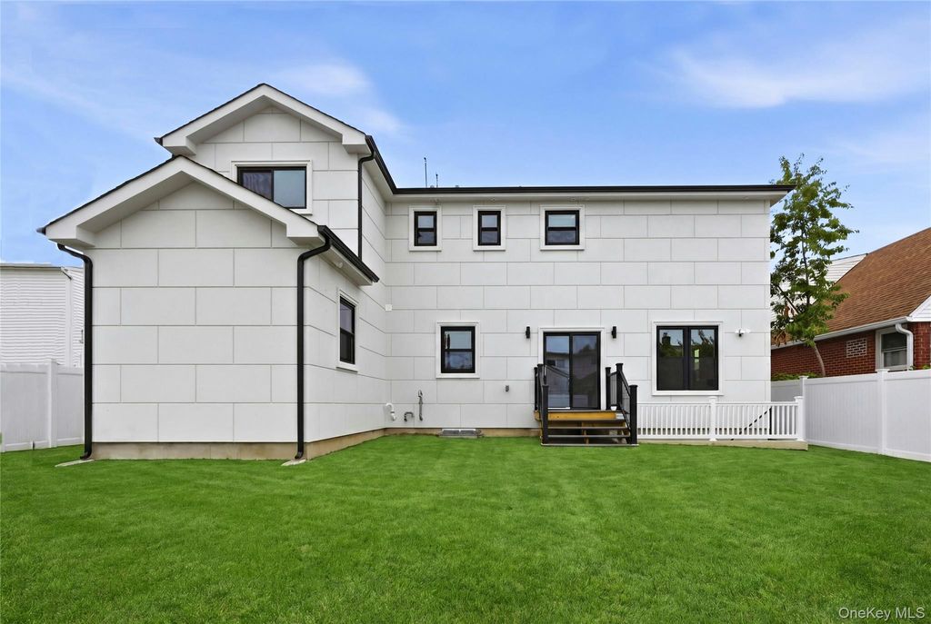 1104 Washington Avenue, Westbury, NY 11590 — photo 4