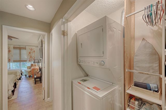 34 April Hill, Conroe, TX 77356