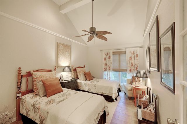 34 April Hill, Conroe, TX 77356