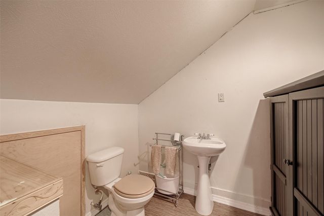 34 April Hill, Conroe, TX 77356