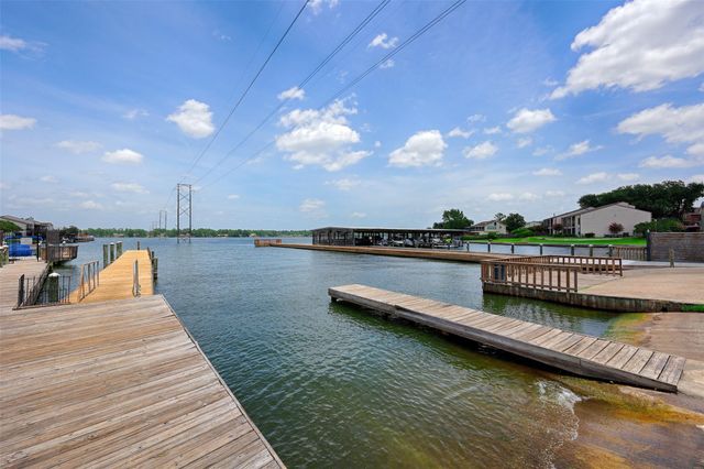 34 April Hill, Conroe, TX 77356