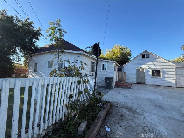 937 Cedar, Corona, CA 92879