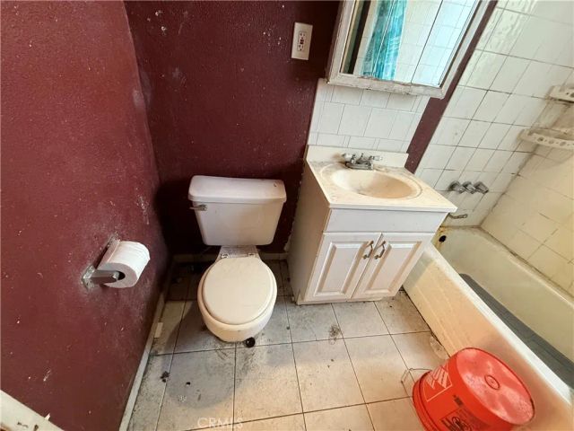 937 Cedar, Corona, CA 92879