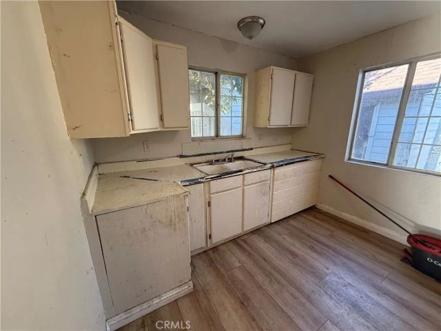 937 Cedar, Corona, CA 92879