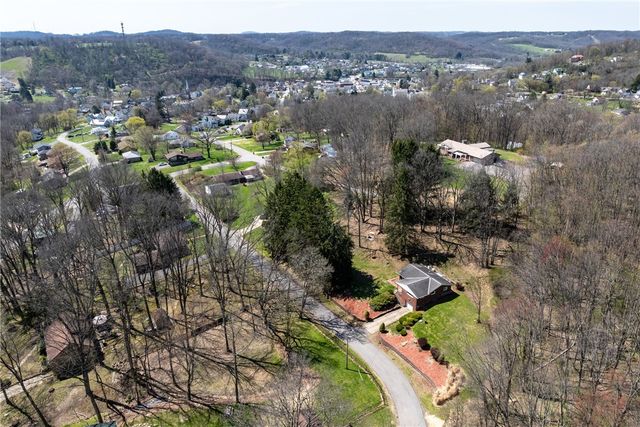 113 Center St, Evans City Boro, PA 16033