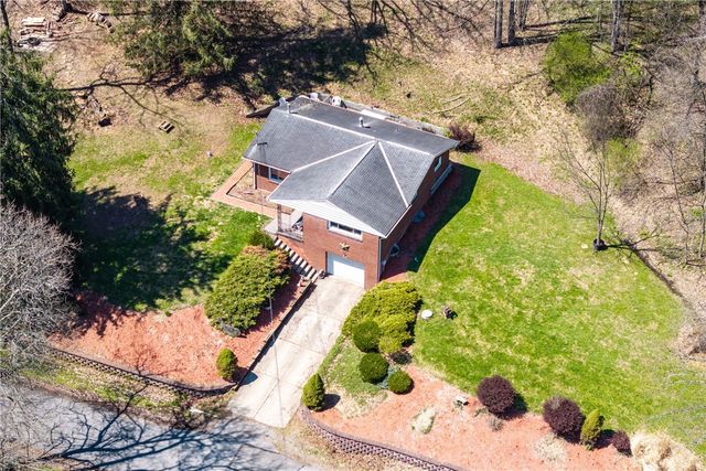 113 Center St, Evans City Boro, PA 16033