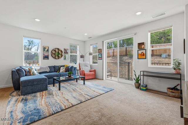 5001 Cavestone Road, Sun Valley, NV 89433