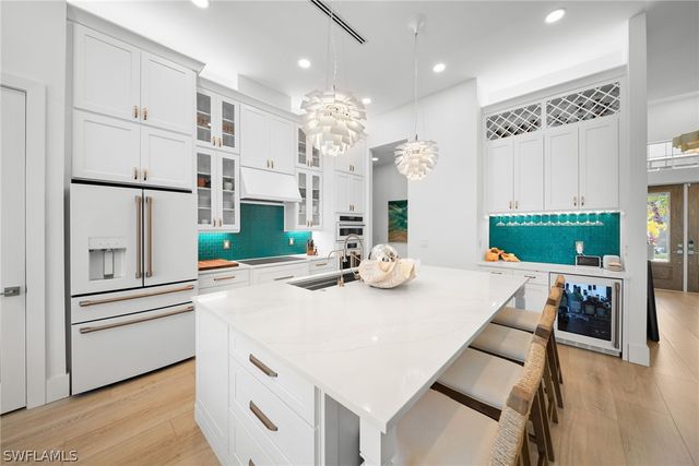 27000 Flamingo DR, Bonita Springs, FL 34135