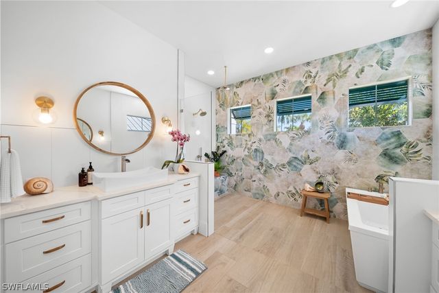 27000 Flamingo DR, Bonita Springs, FL 34135