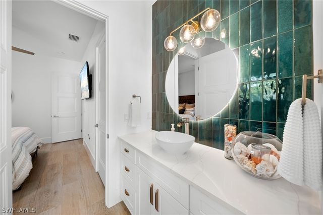 27000 Flamingo DR, Bonita Springs, FL 34135