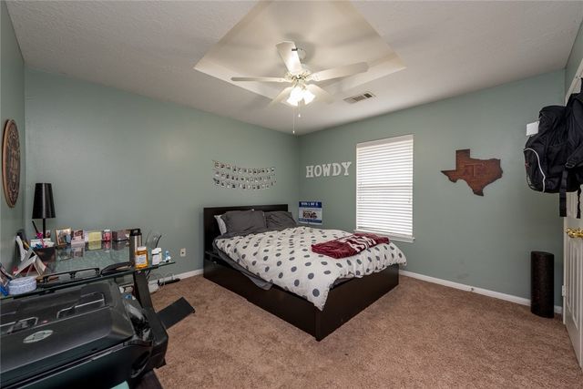 901 Lincoln Avenue, College Station, TX 77840