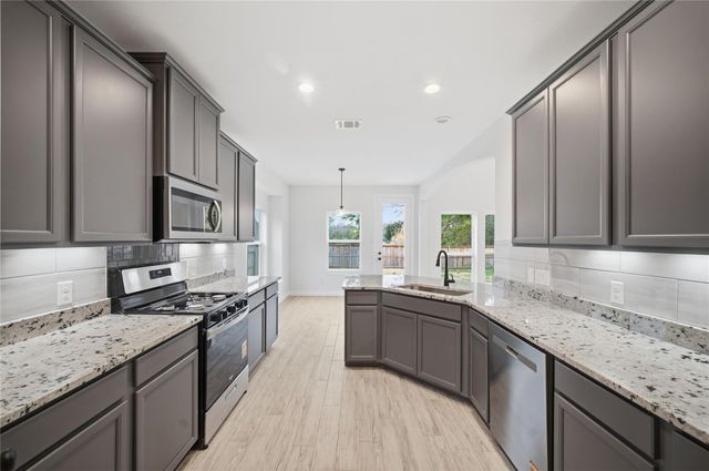 16514 Boston Post Road, Cypress, TX 77429