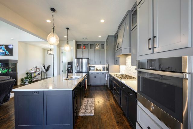 108 Red Eagle Court, Weatherford, TX 76087