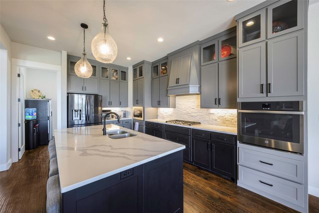 108 Red Eagle Court, Weatherford, TX 76087