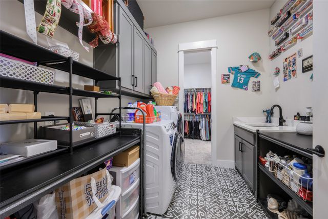 108 Red Eagle Court, Weatherford, TX 76087