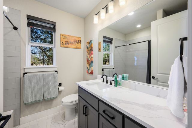 108 Red Eagle Court, Weatherford, TX 76087