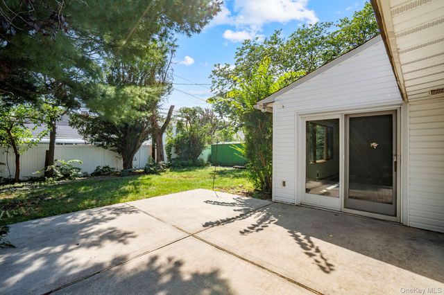 48 Grey Lane, Levittown, NY 11756