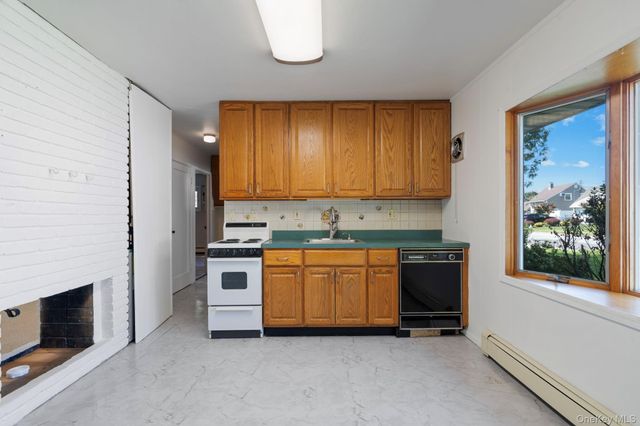 48 Grey Lane, Levittown, NY 11756