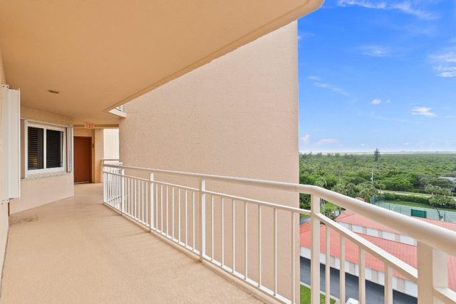 3870 N Hwy Highway A1a 906, Hutchinson Island, FL 34949