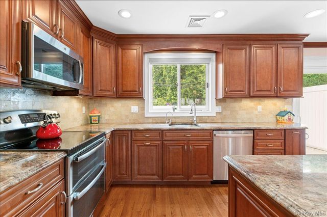 790 Wenwood Drive, East Meadow, NY 11554