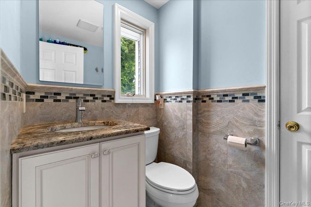 790 Wenwood Drive, East Meadow, NY 11554