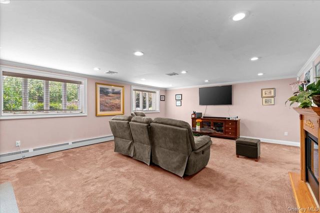790 Wenwood Drive, East Meadow, NY 11554