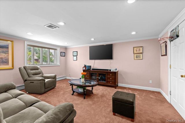 790 Wenwood Drive, East Meadow, NY 11554