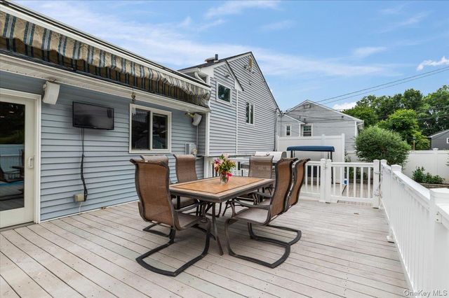 790 Wenwood Drive, East Meadow, NY 11554