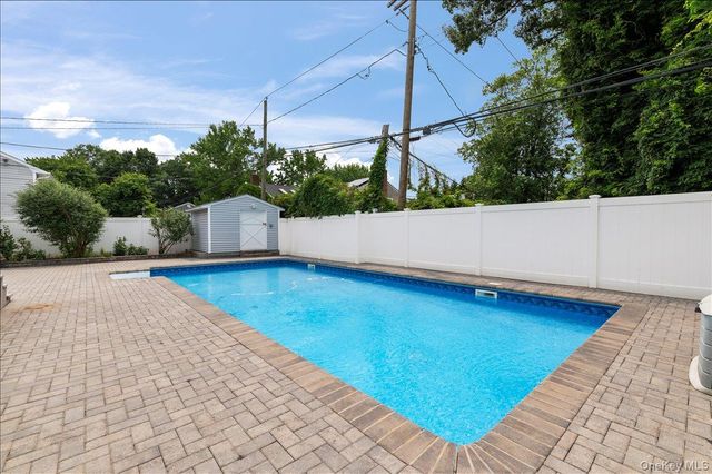 790 Wenwood Drive, East Meadow, NY 11554